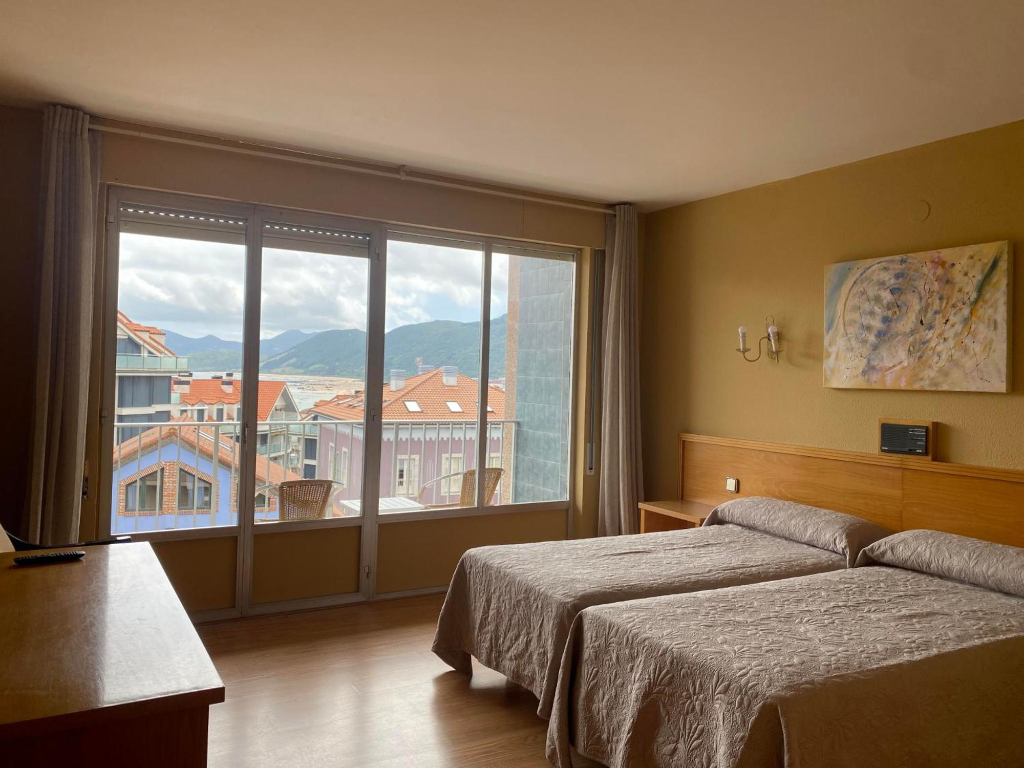 Hotel Zenit Mar Noja Buitenkant foto
