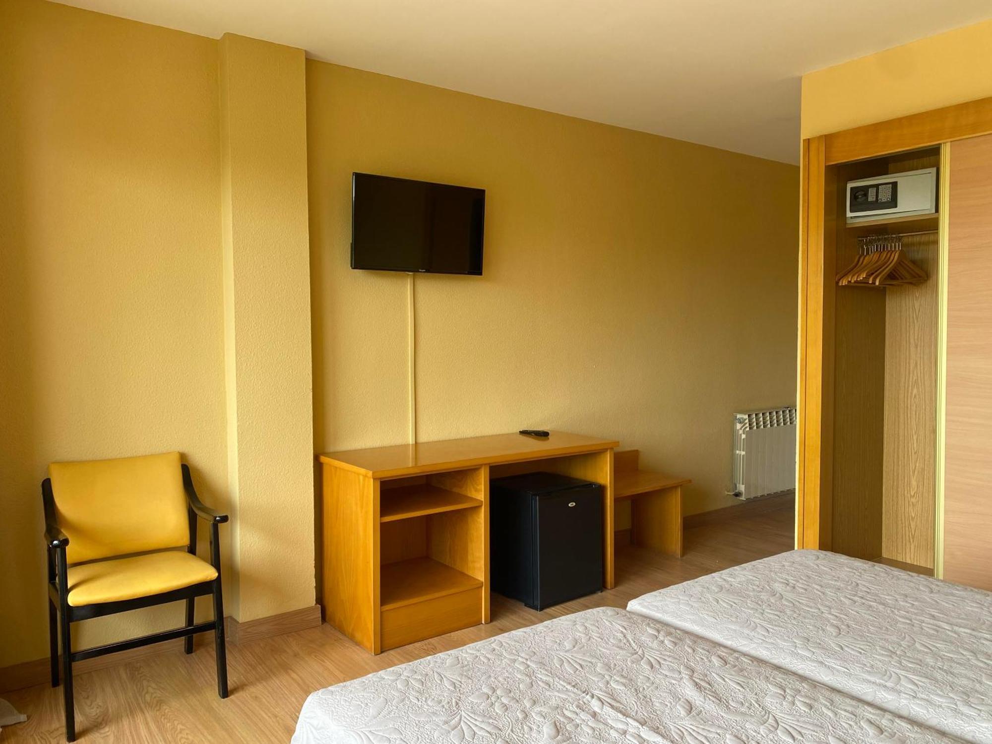 Hotel Zenit Mar Noja Buitenkant foto